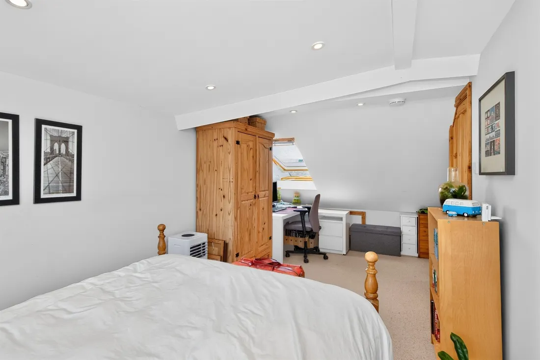 Property photo 17