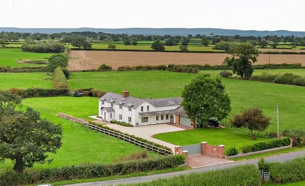 Burwardsley Road, Tattenhall, CH3 photo 1
