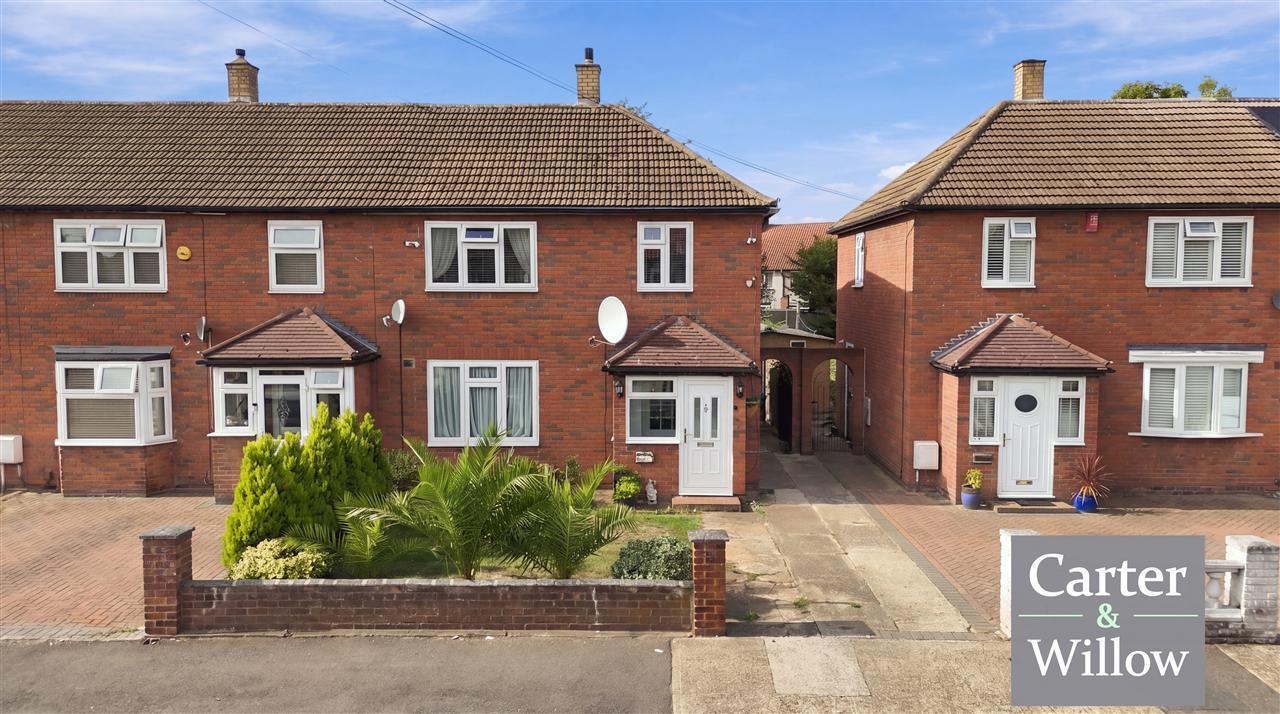 Marston Avenue, Essex Image 1
