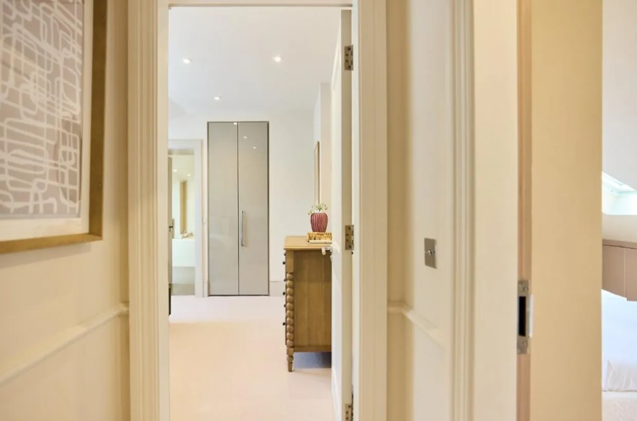 NW3 photo 9