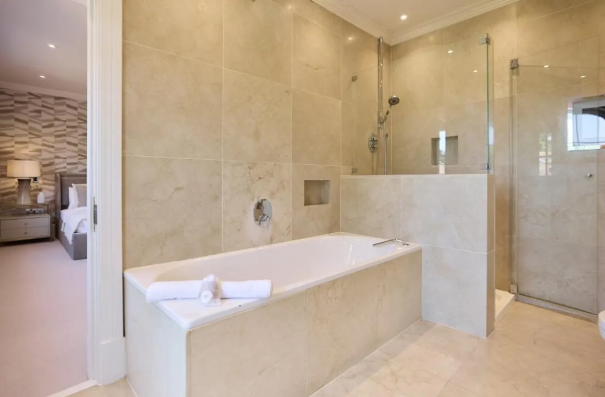 NW3 photo 11