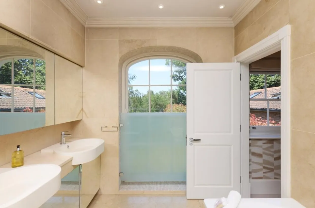 NW3 photo 12