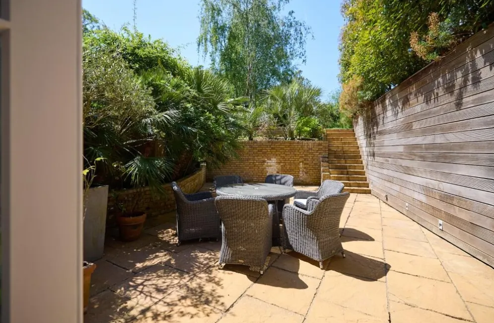 NW3 photo 25