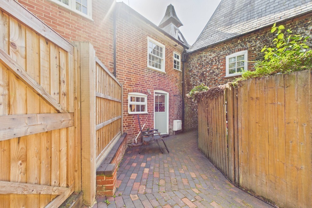 River Lane, Halesworth Image 11