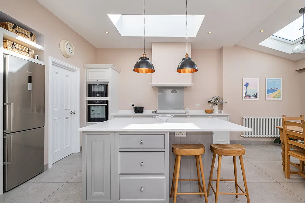 Haydon Park Road, London, SW19 photo 2