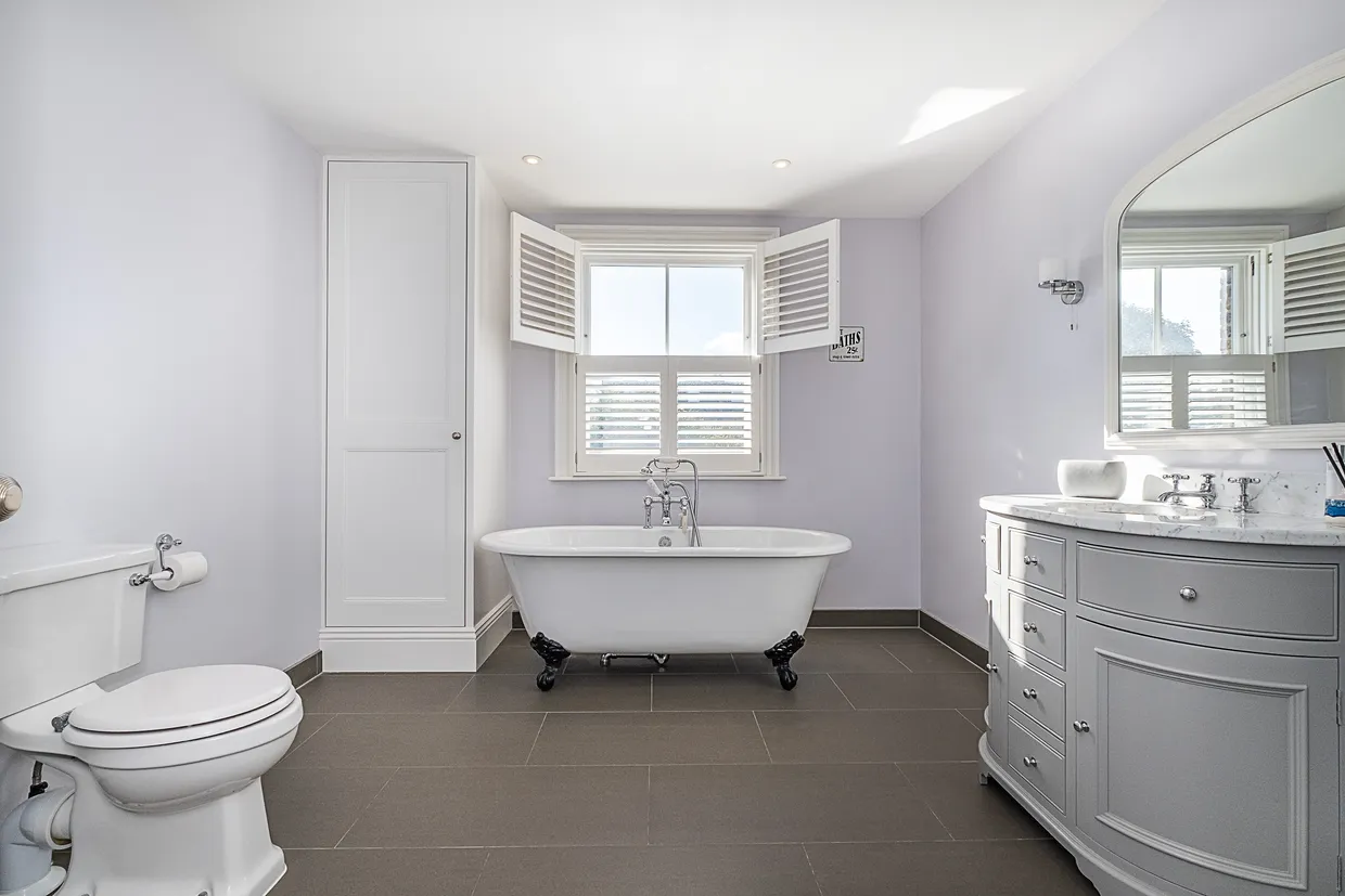 Haydon Park Road, London, SW19 photo 8