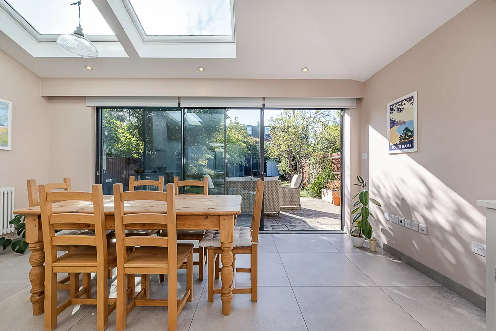 Haydon Park Road, London, SW19 photo 14