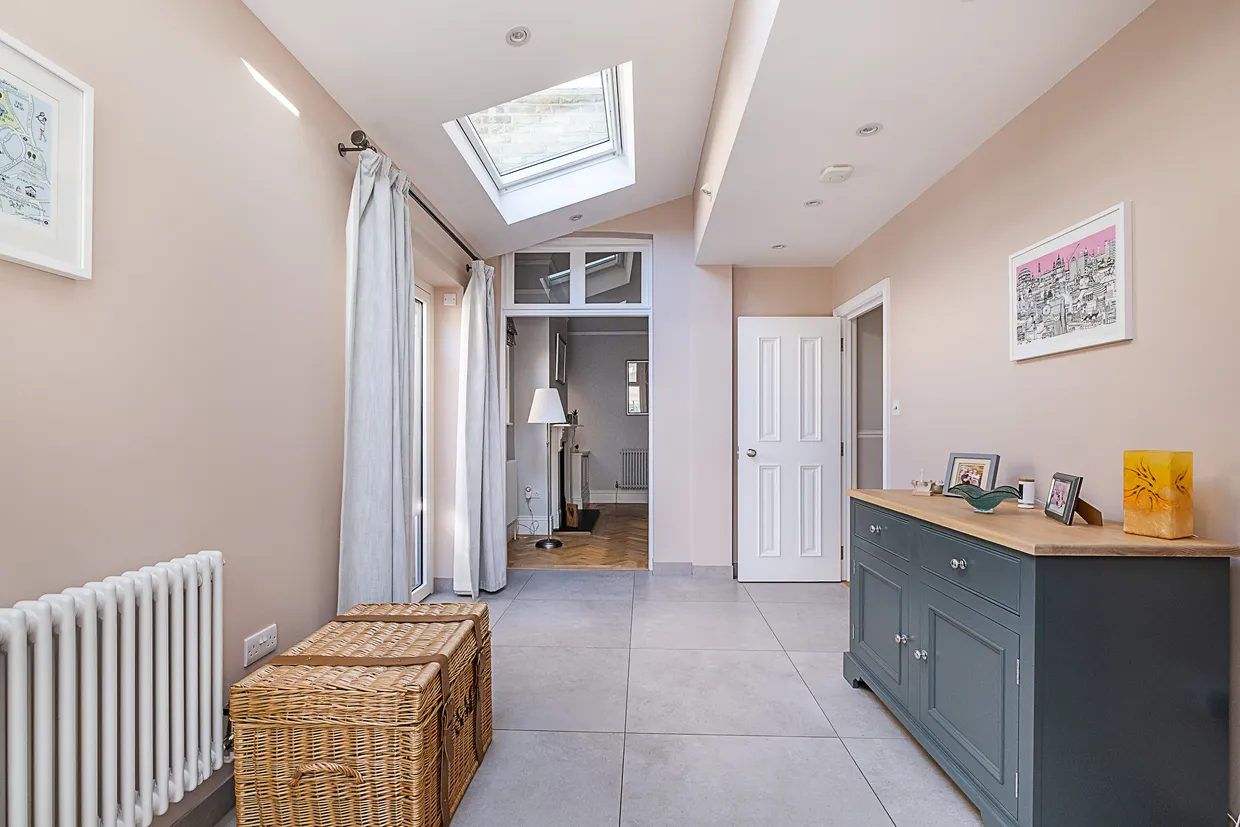 Haydon Park Road, London, SW19 photo 36