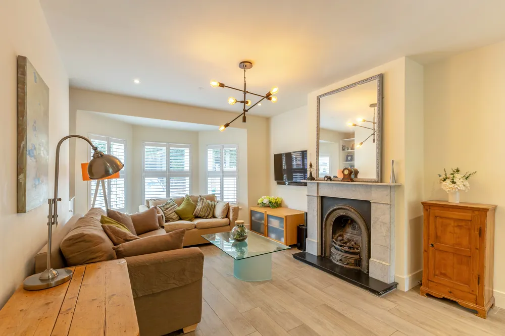 Burlington Road, London, W4