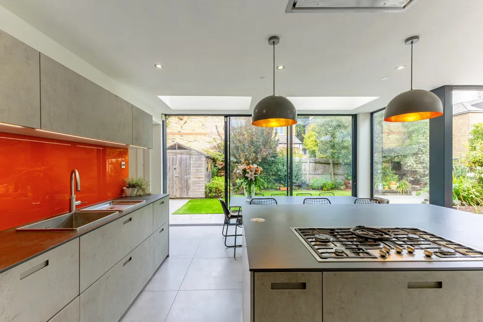 Burlington Road, London, W4 photo 8