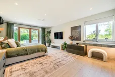 Peace Meadow Close, Lower Bourne, Farnham, GU10 photo 19