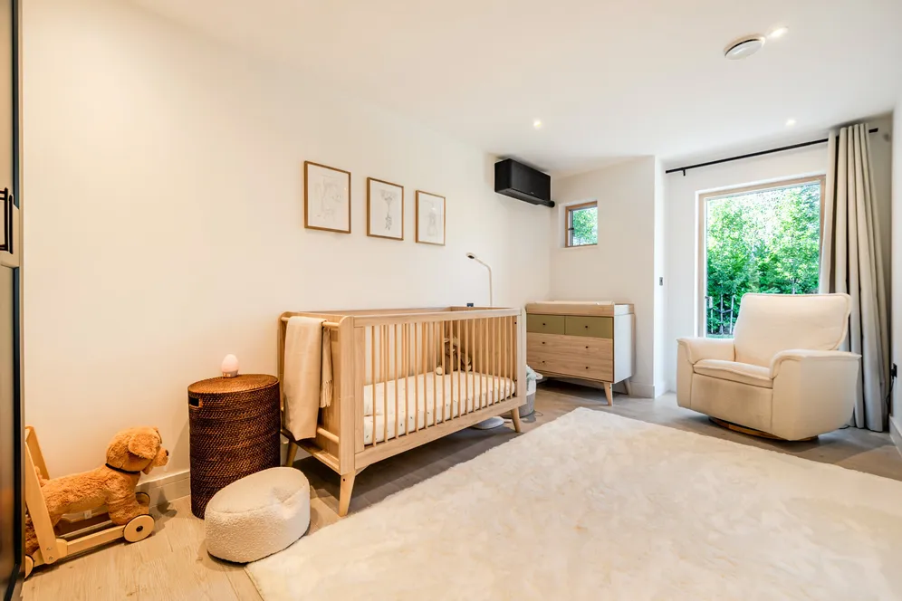 Peace Meadow Close, Lower Bourne, Farnham, GU10 photo 28