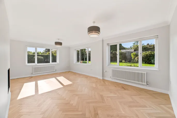 Property carousel image 8