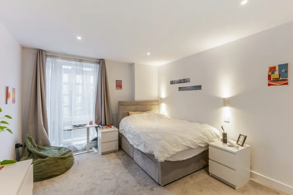 3 Dog Kennel Hill London SE22 photo 9