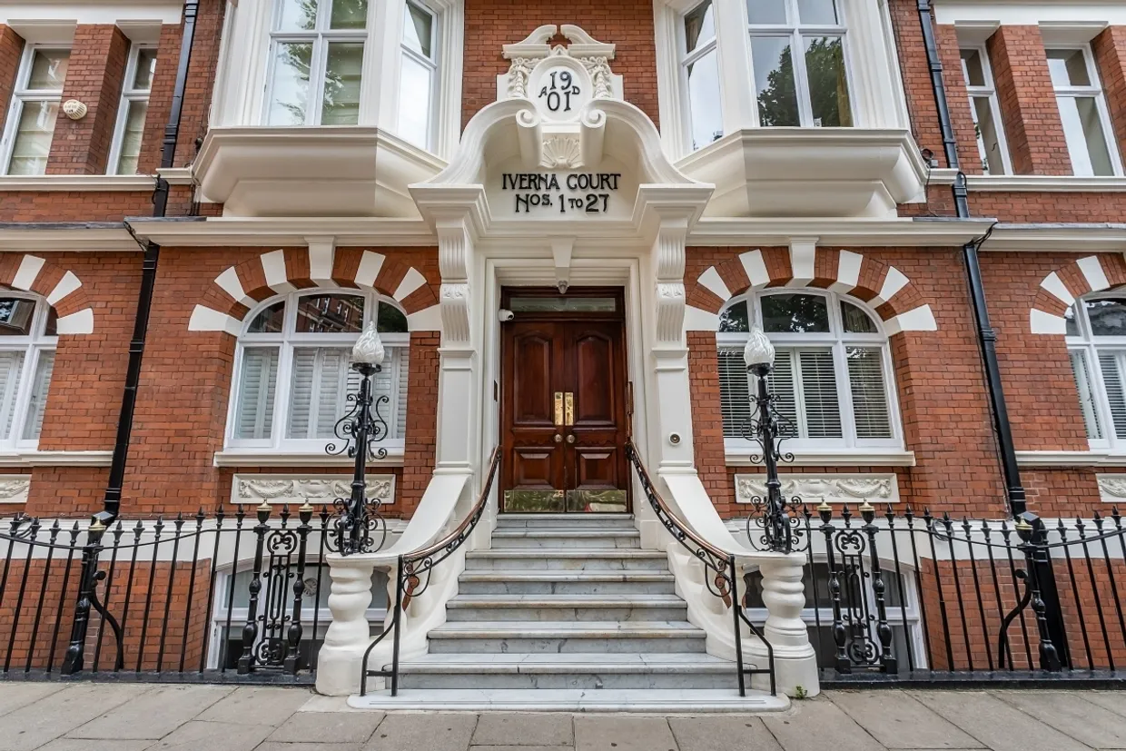 Iverna Court London W8 photo 12