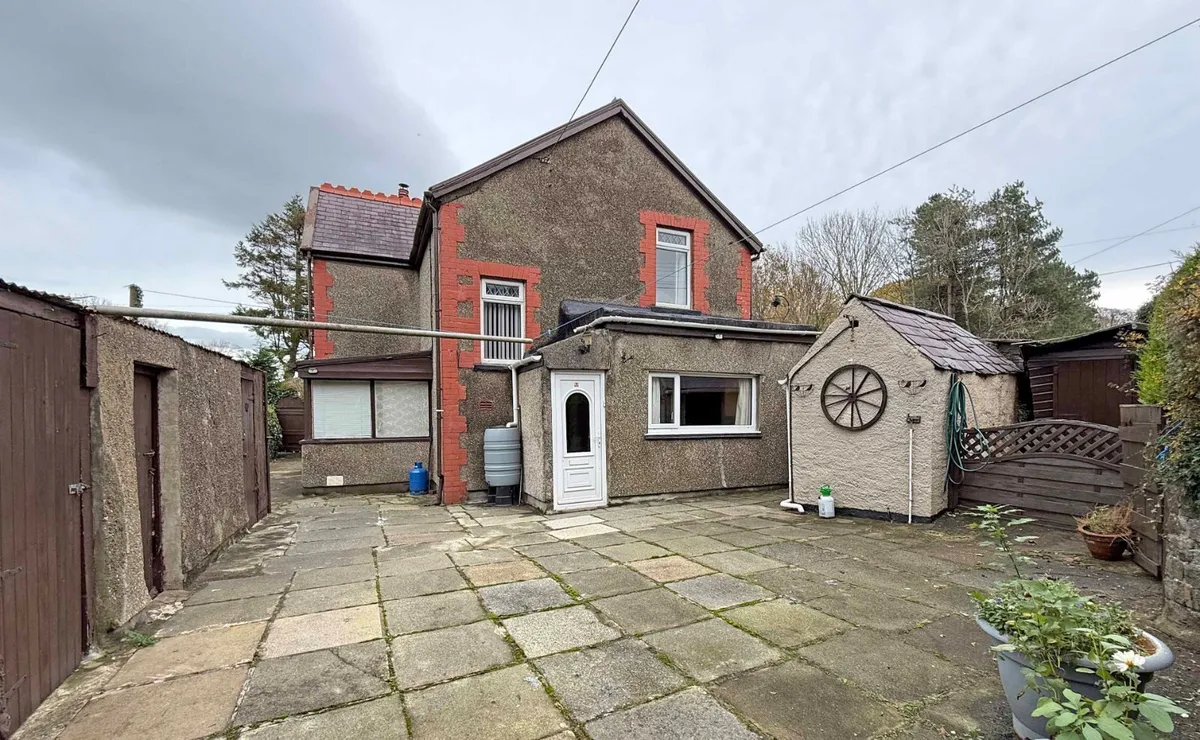 Dinas, Caernarfon, Gwynedd, LL54