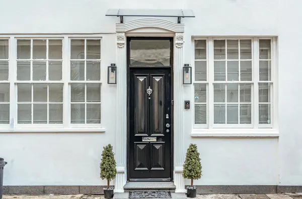 Elvaston Mews, South Kensington, London, SW7
