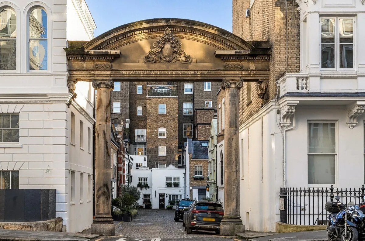 Elvaston Mews, South Kensington, London, SW7
