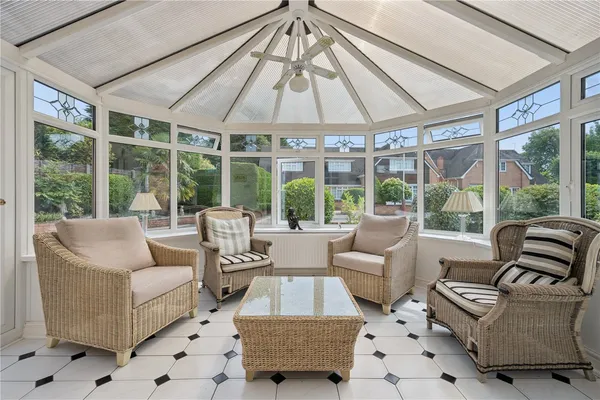Twistfield Close, Southport, PR8 photo 9