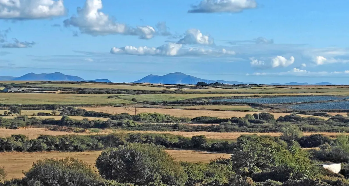 Ty Croes, Isle of Anglesey, LL63