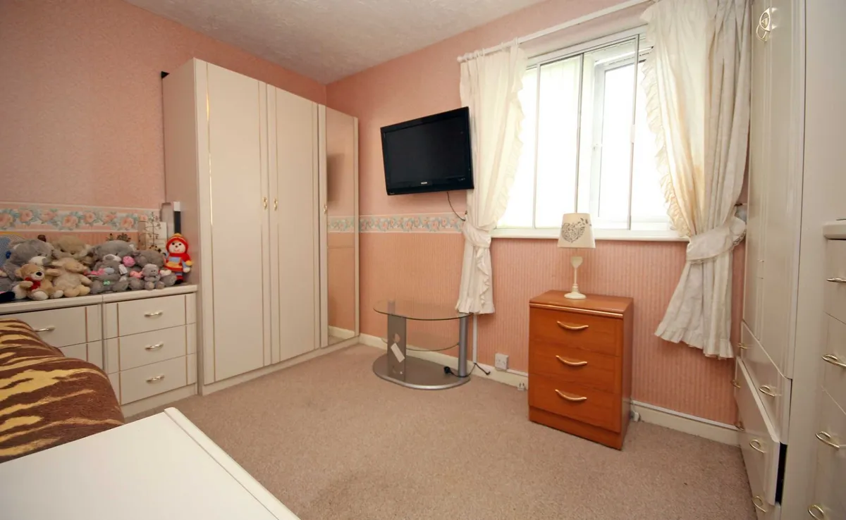 Ty Croes, Isle of Anglesey, LL63