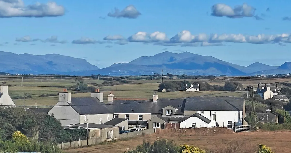 Ty Croes, Isle of Anglesey, LL63