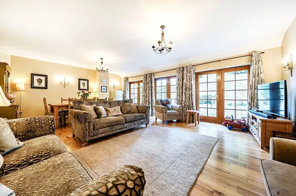 Elwes Way, Great Billing Village, NN3 photo 14