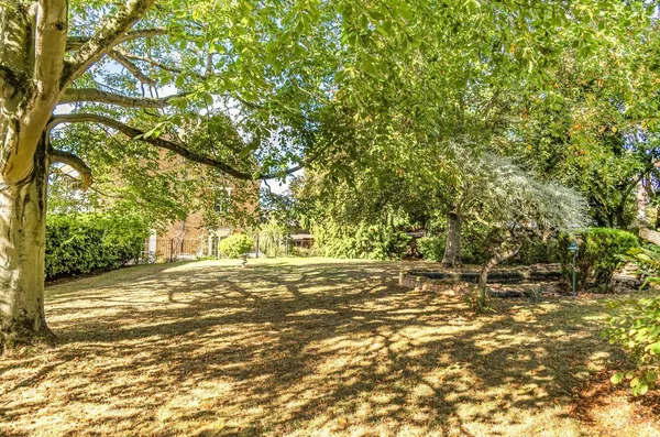 Elwes Way, Great Billing Village, NN3 photo 34