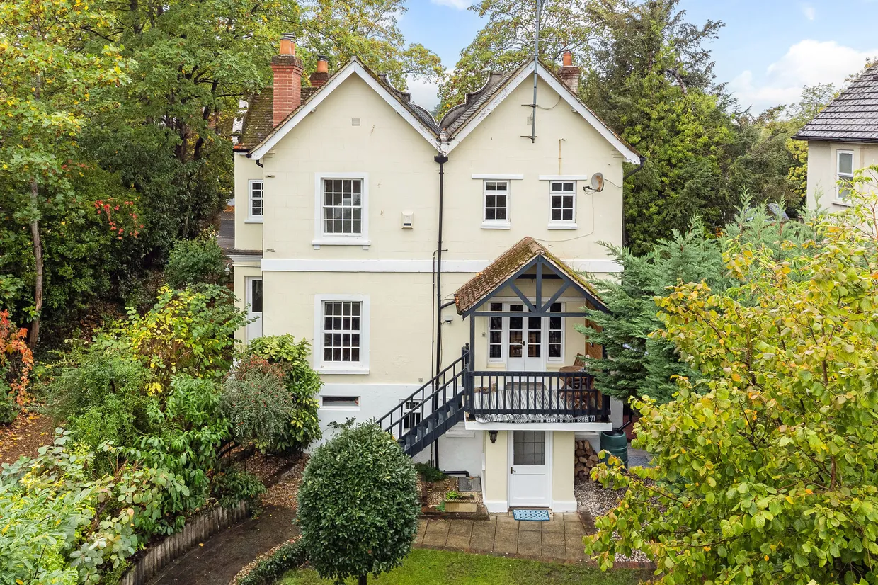 Newtown Road, NEWBURY, RG14 photo 17