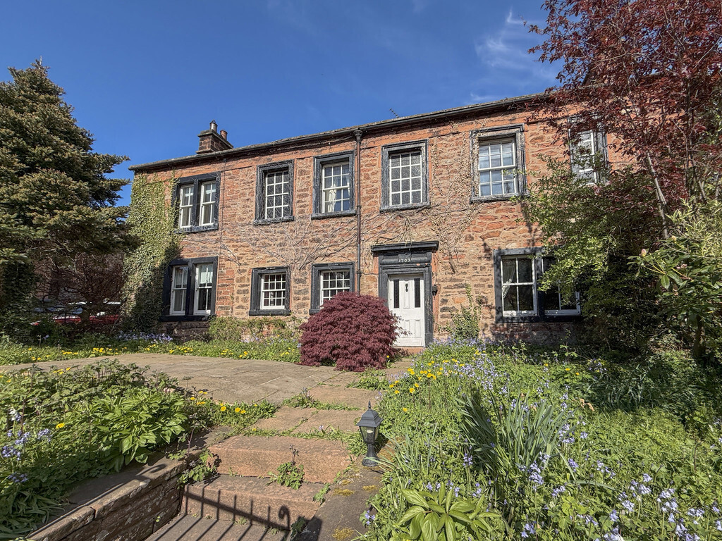 Manor House, Kirkoswald Image 1