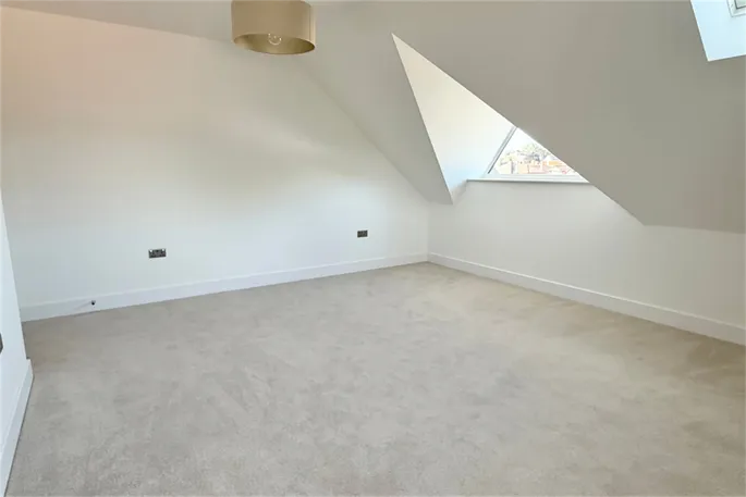 Property carousel image 31