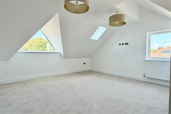 Property carousel image 32
