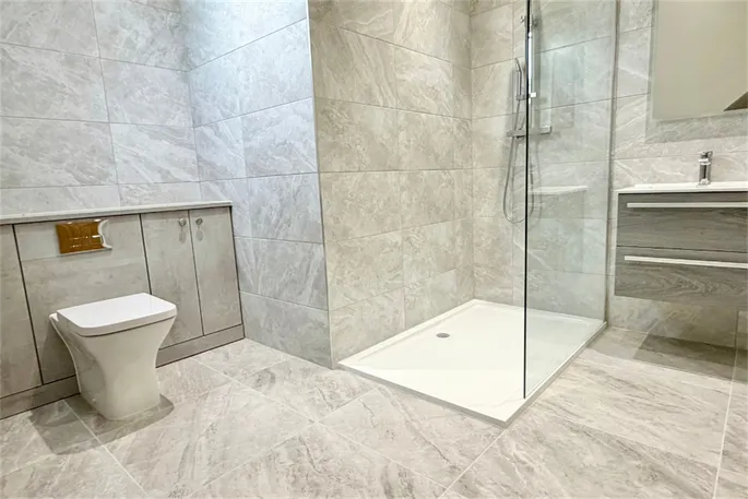 Property carousel image 34