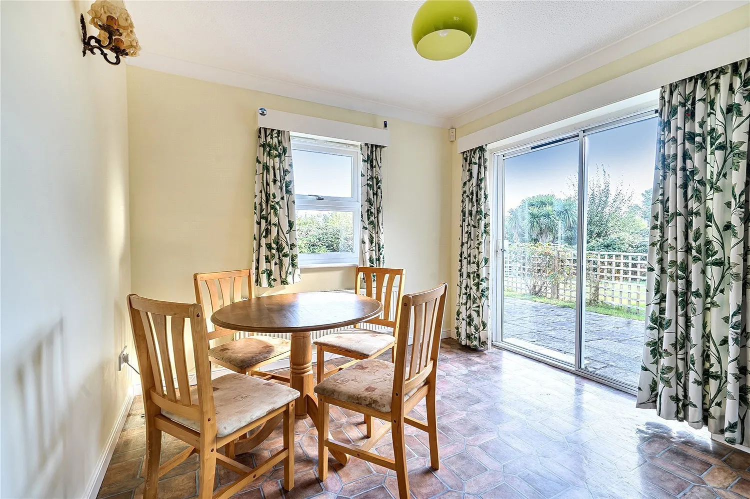 Tatham Court, Taunton, TA1 photo 9