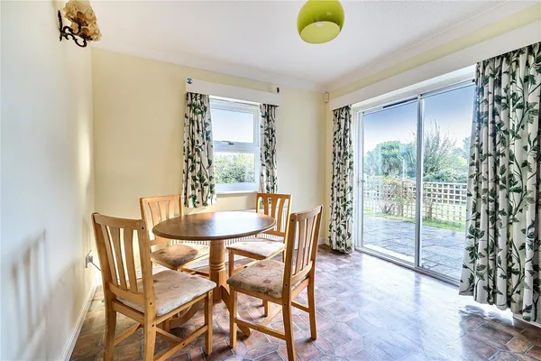 Tatham Court, Taunton, TA1 photo 9