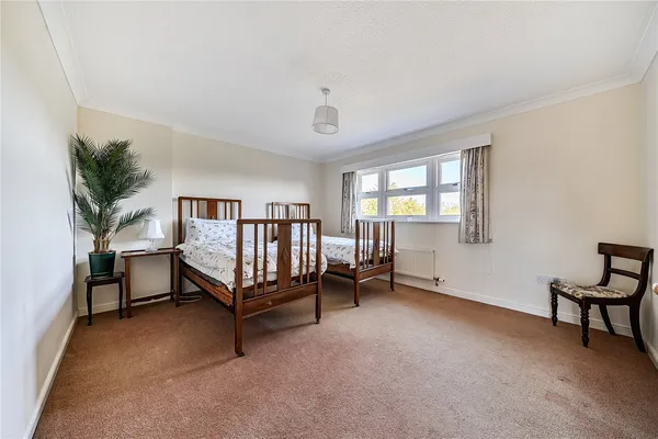 Tatham Court, Taunton, TA1 photo 12