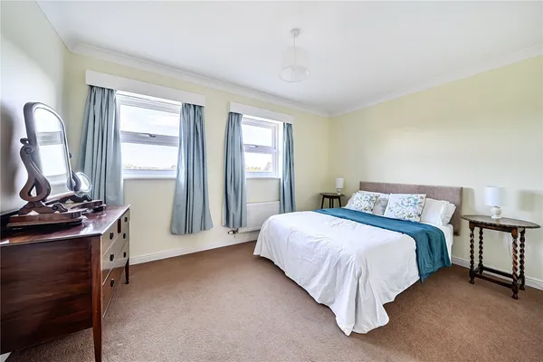 Tatham Court, Taunton, TA1 photo 13