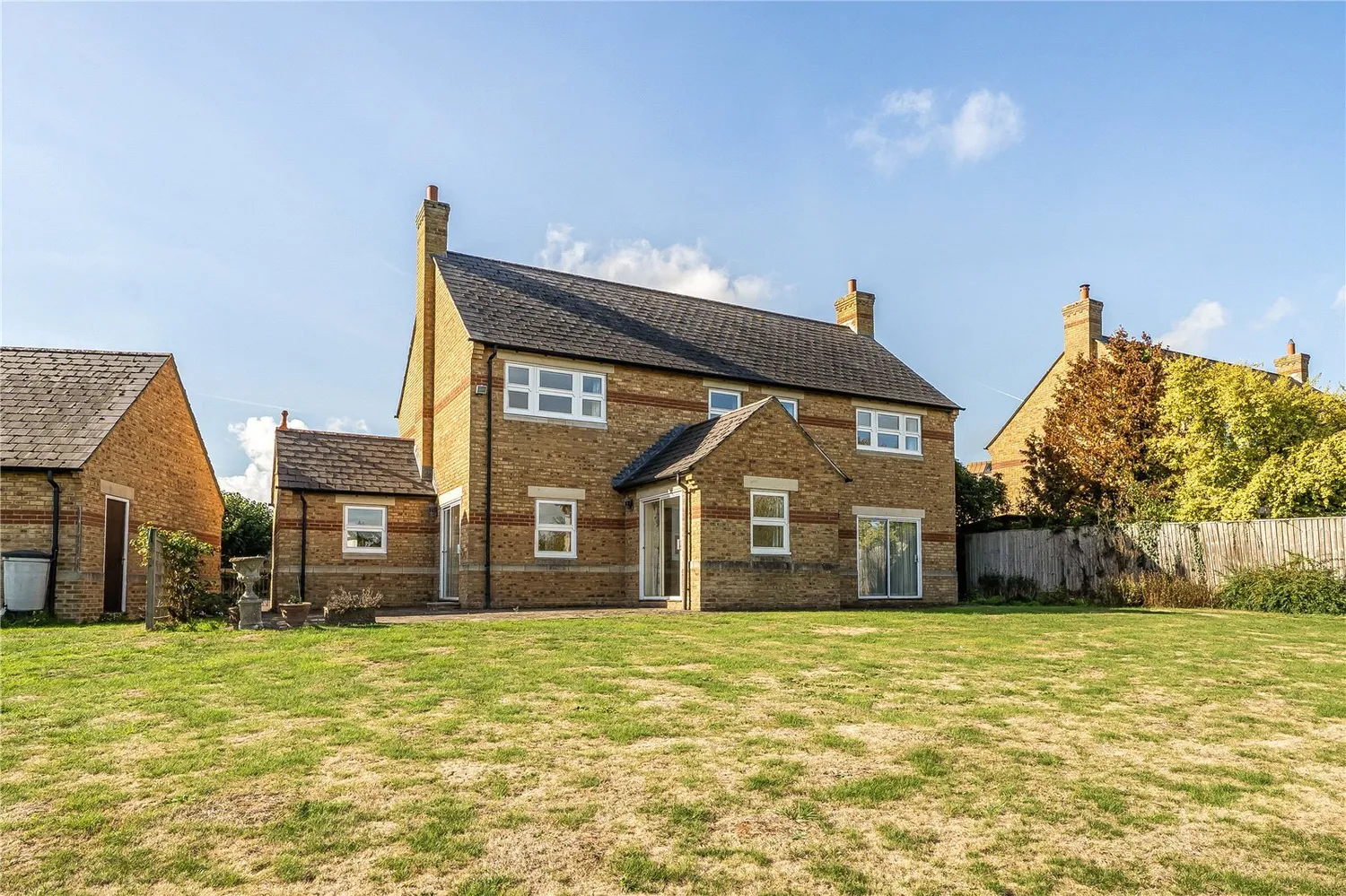 Tatham Court, Taunton, TA1 photo 15