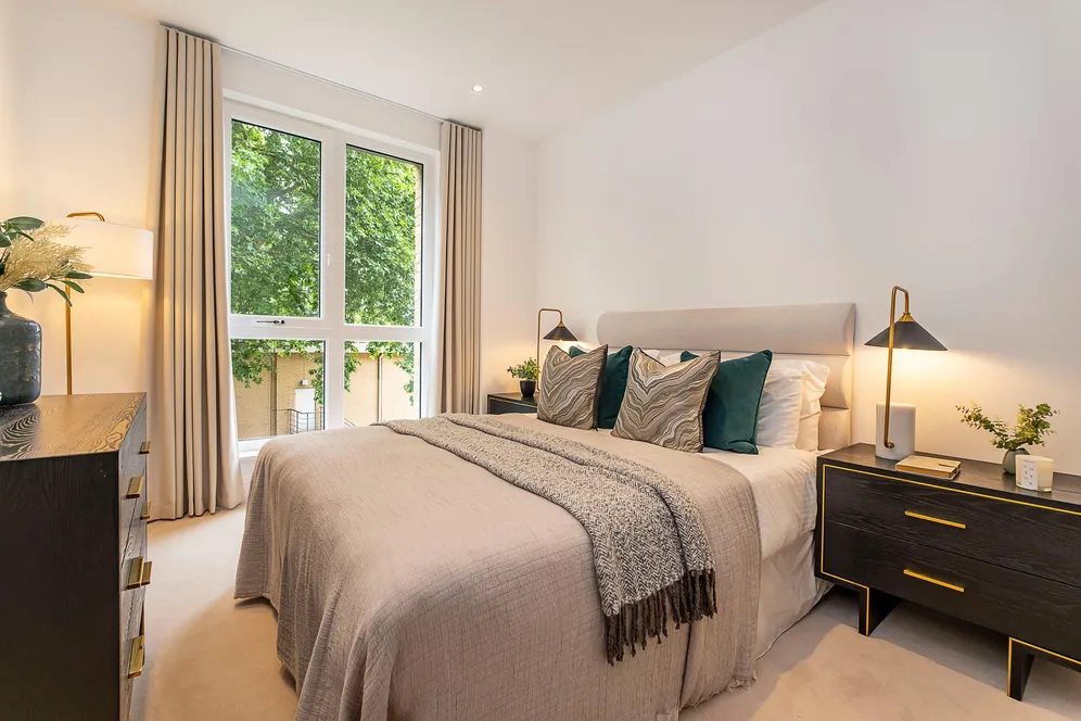 Broom Road, Teddington, TW11 photo 4