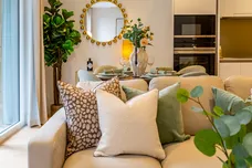 Broom Road, Teddington, TW11 photo 5