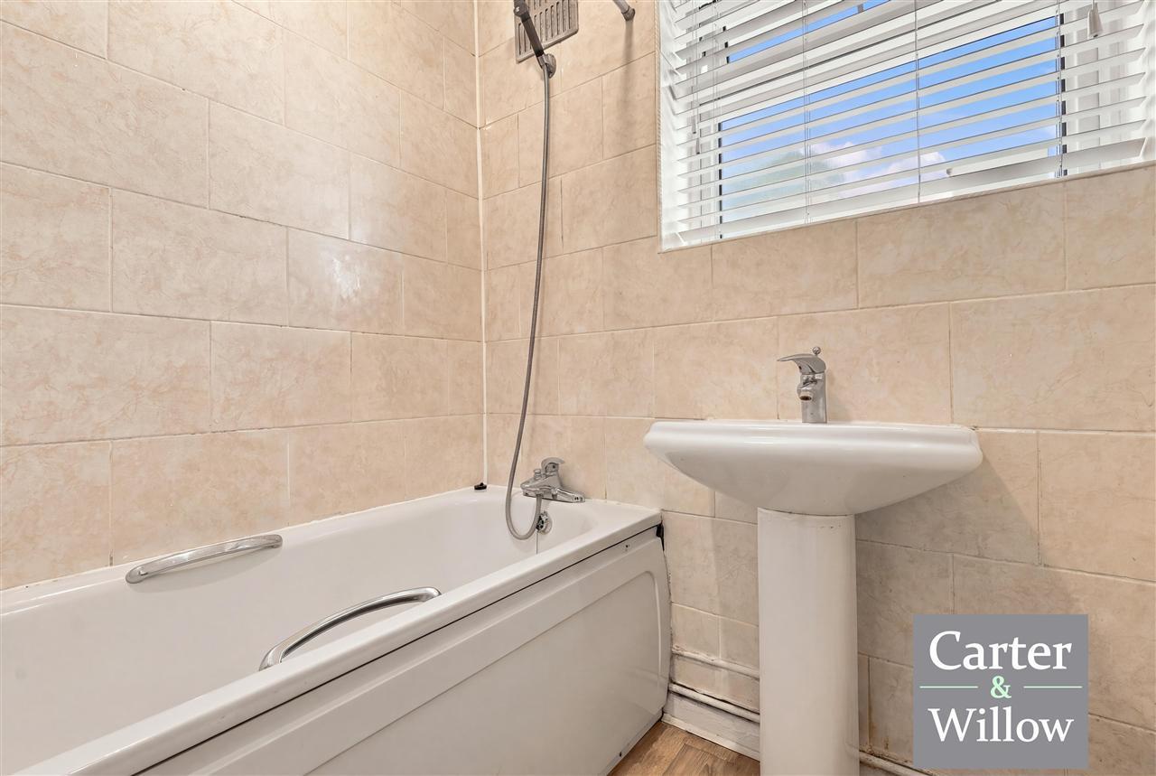 Woodshire Road, Dagenham, Essex Image 17