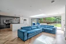 Byfleet Road, Cobham, KT11 photo 6