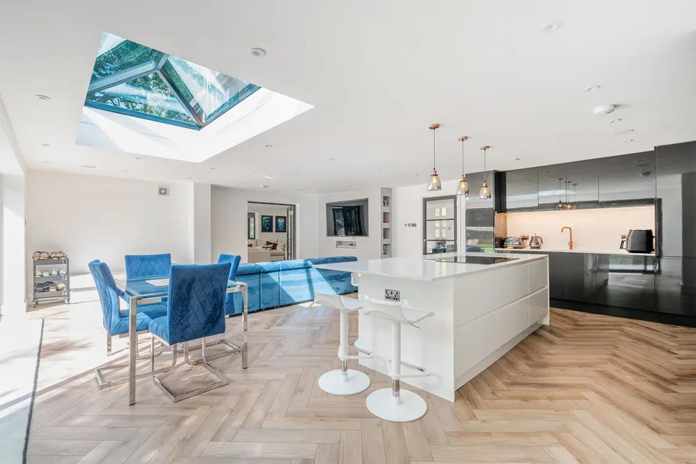 Byfleet Road, Cobham, KT11 photo 5