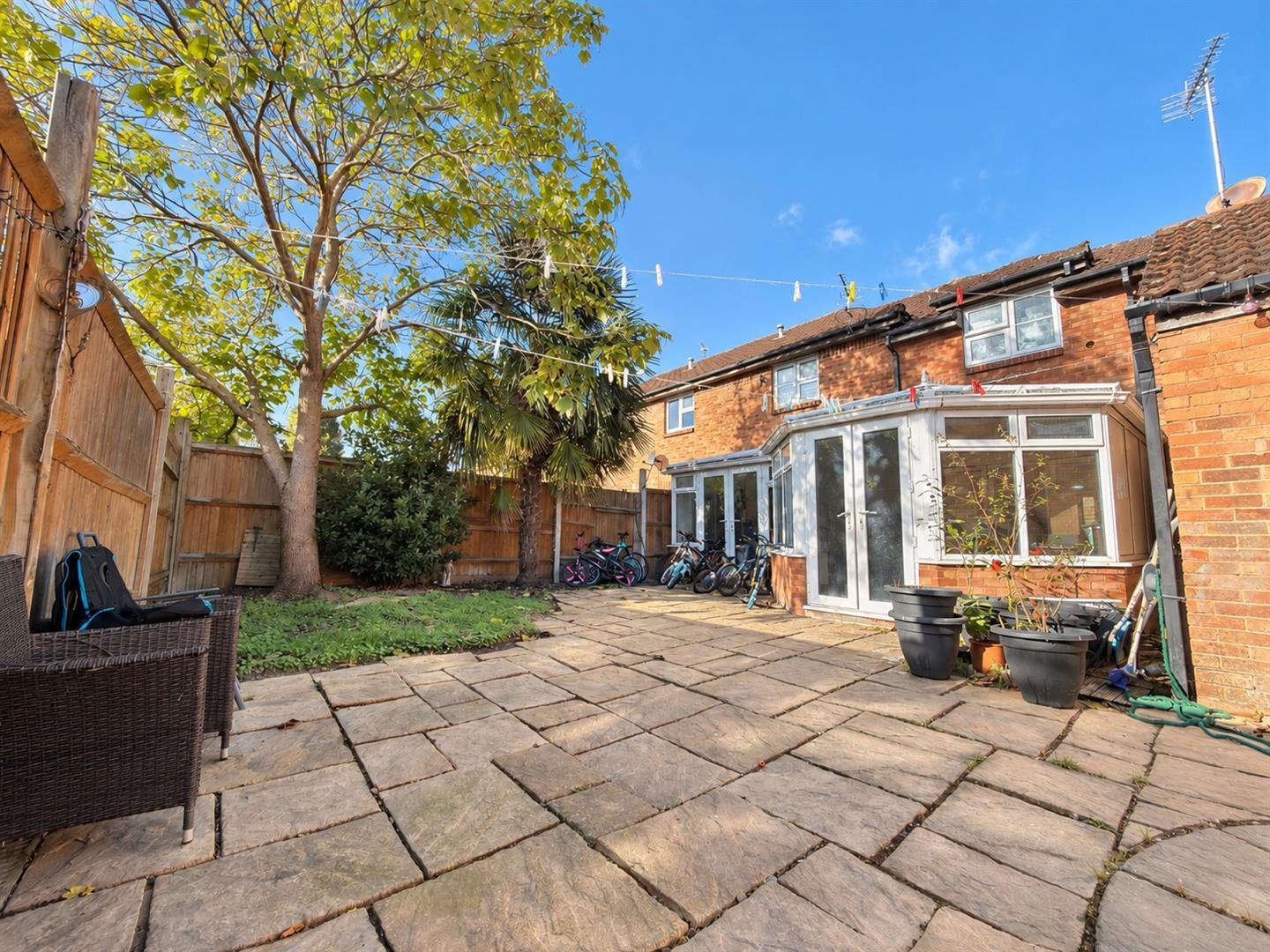 Boulters Close, Slough Image 10