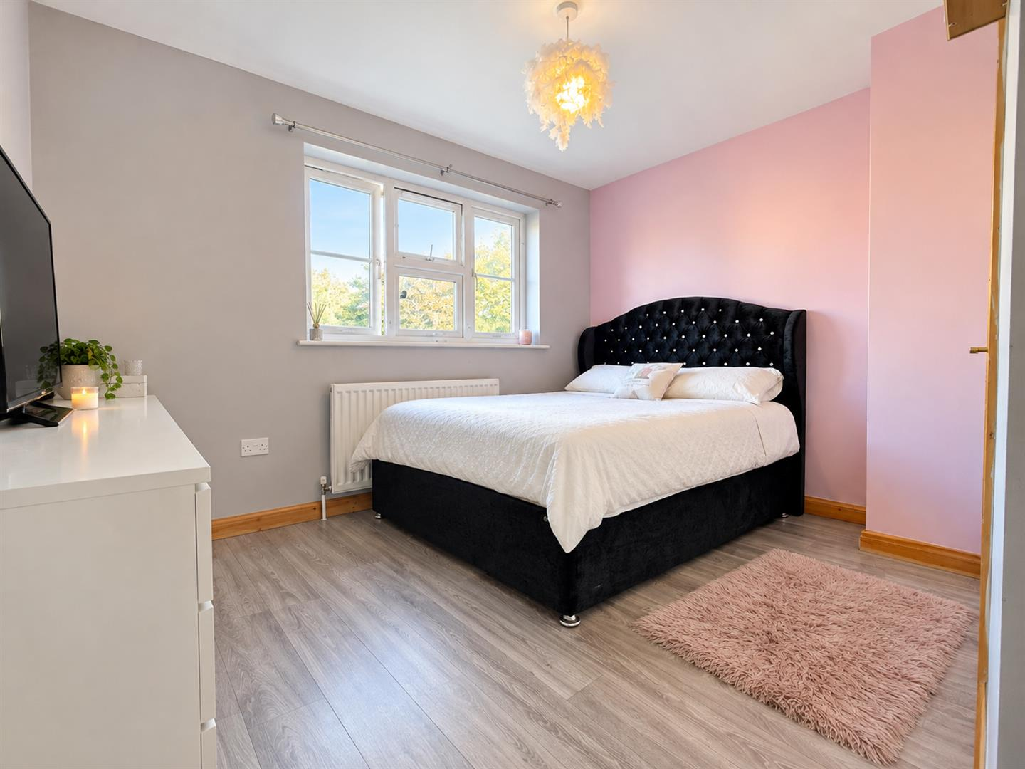 Boulters Close, Slough Image 14