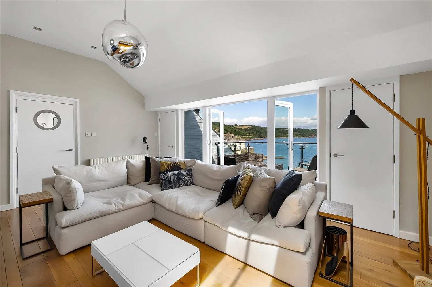 Pier Lane, Cawsand, PL10 photo 4