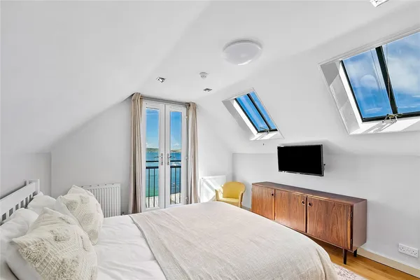 Pier Lane, Cawsand, PL10 photo 11