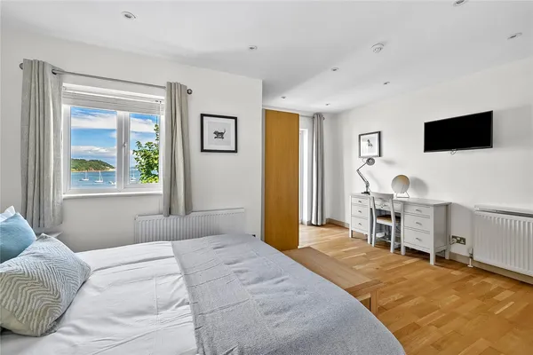 Pier Lane, Cawsand, PL10 photo 18