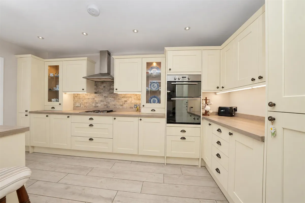 East Green, Hemel Hempstead, Hertfordshire, HP3 8AB