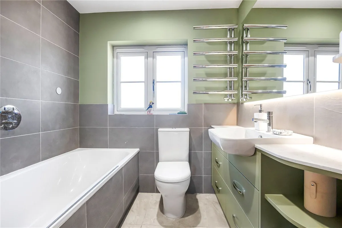 Walton Avenue, Henley-on-Thames, Oxfordshire, RG9